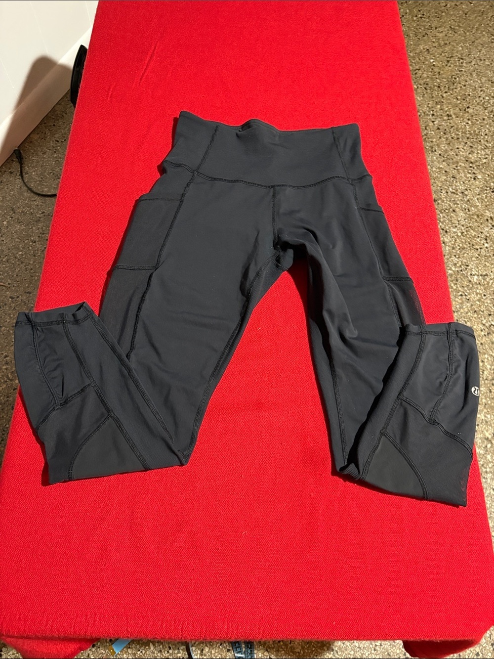 Lululemon Black Women's Pants, Size 8